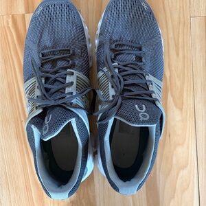 On Men's Cloud X 4 Training Shoes gray color men’s 11.5